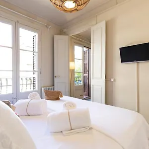 https://urban-apartments.topbarcelonahotels.com